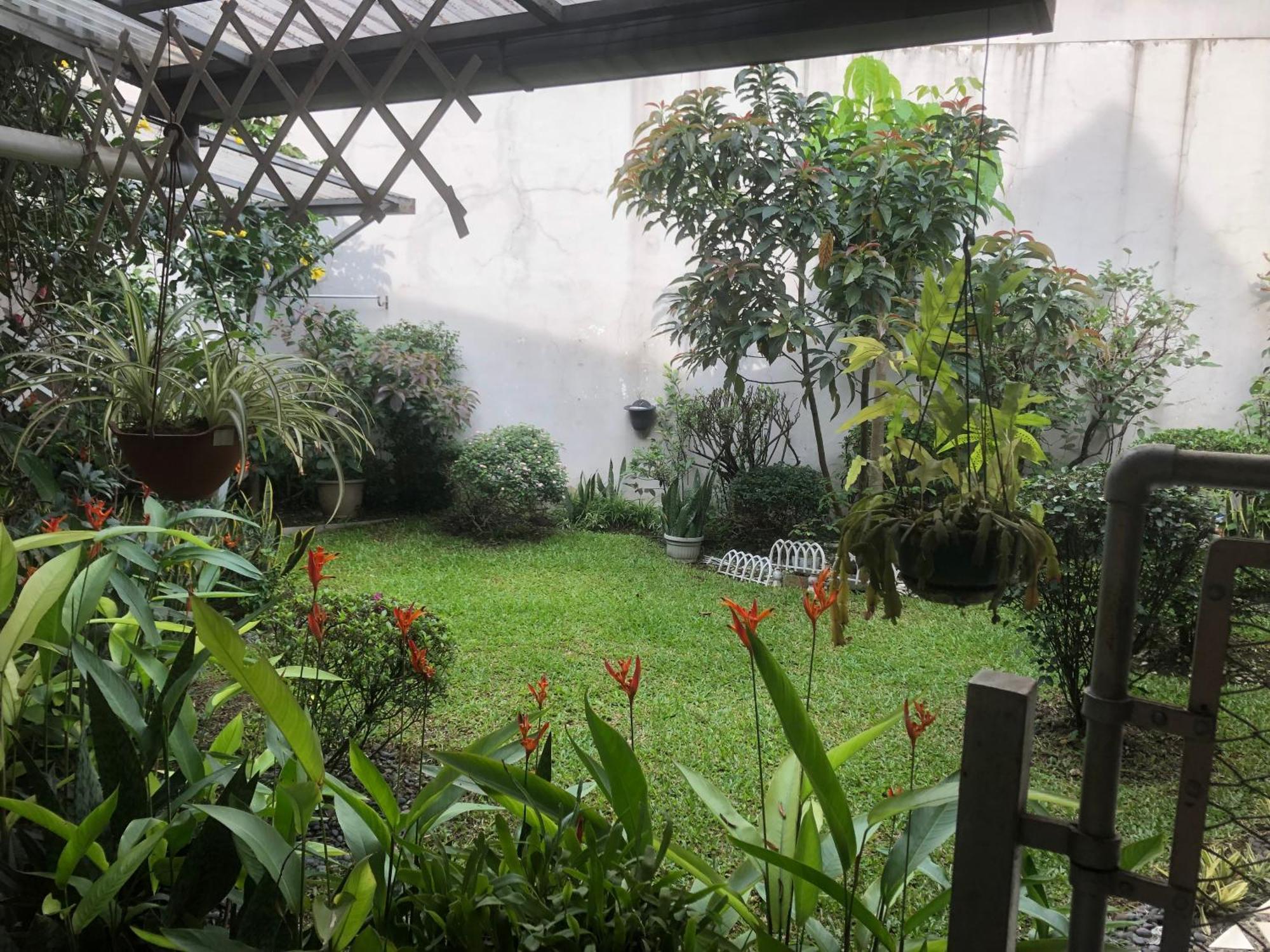 De Riau Guesthouse Bandung Kültér fotó